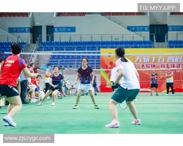 重庆羽毛球队实力强劲荣登全国第二名引发广泛关注与热议